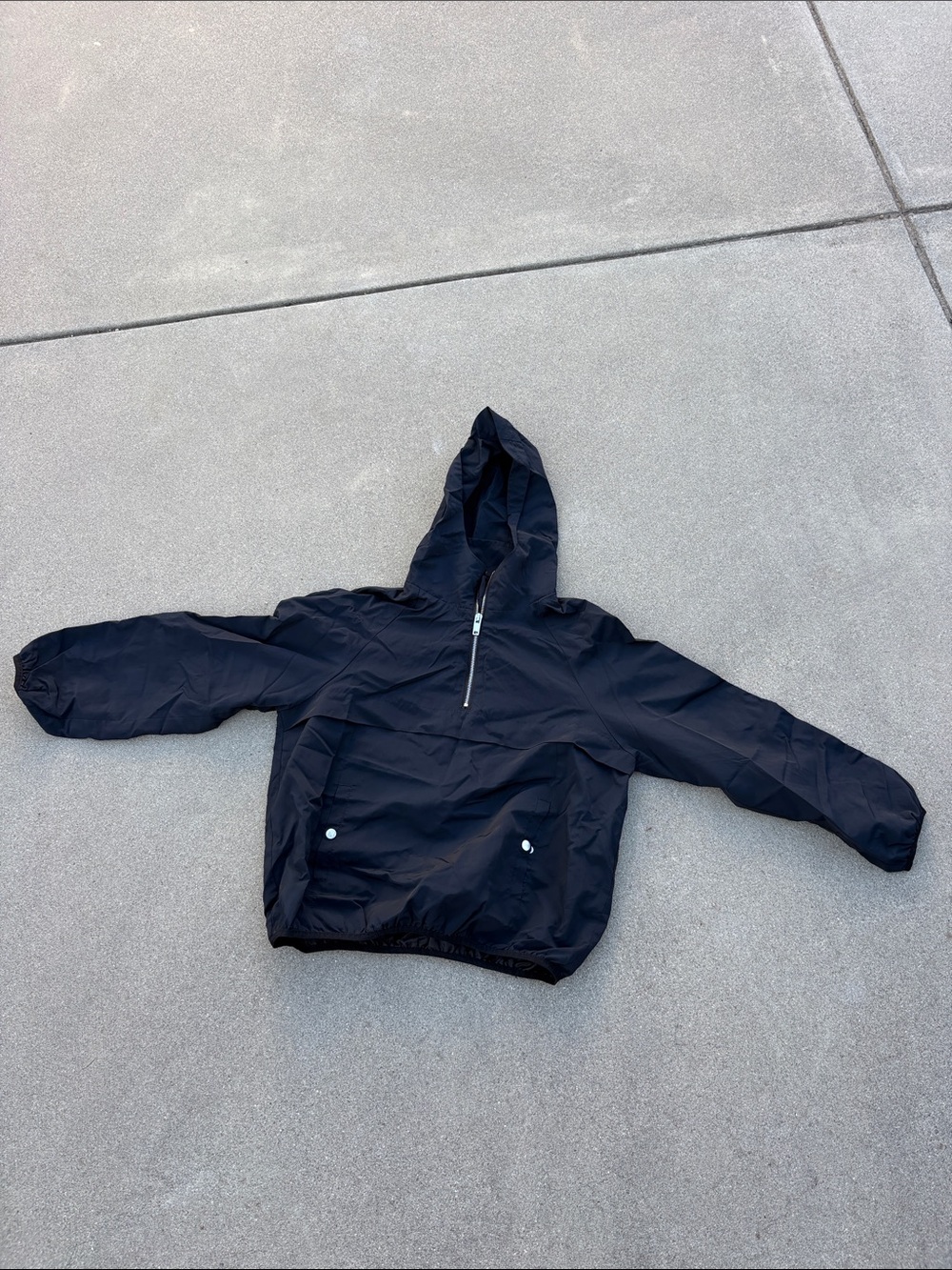 Black Hooded Pullover Windbreaker